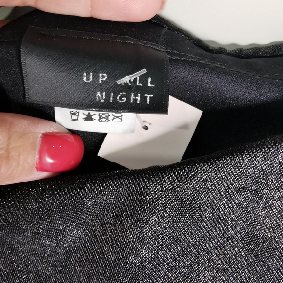 Elegant Off shoulder Dress - Picture 3 of 4